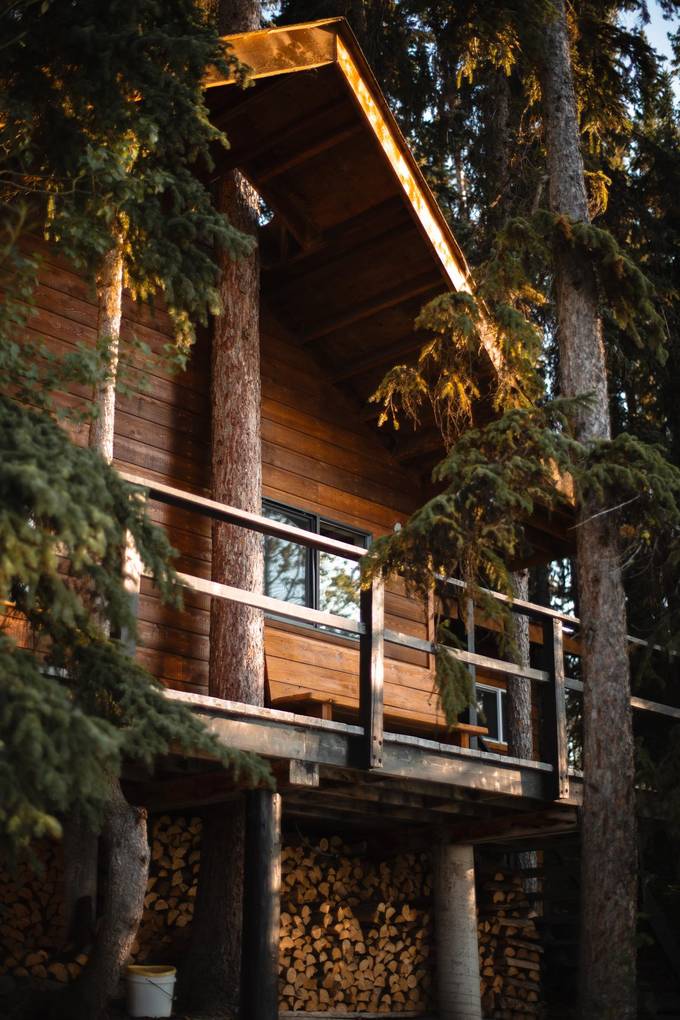 Eagle Cabin at Eagle's Nest Resort, Anahim Lake.