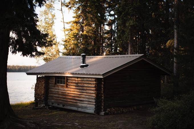 Cabin on the water at Eagle's Nest Resort, Anahim Lake.